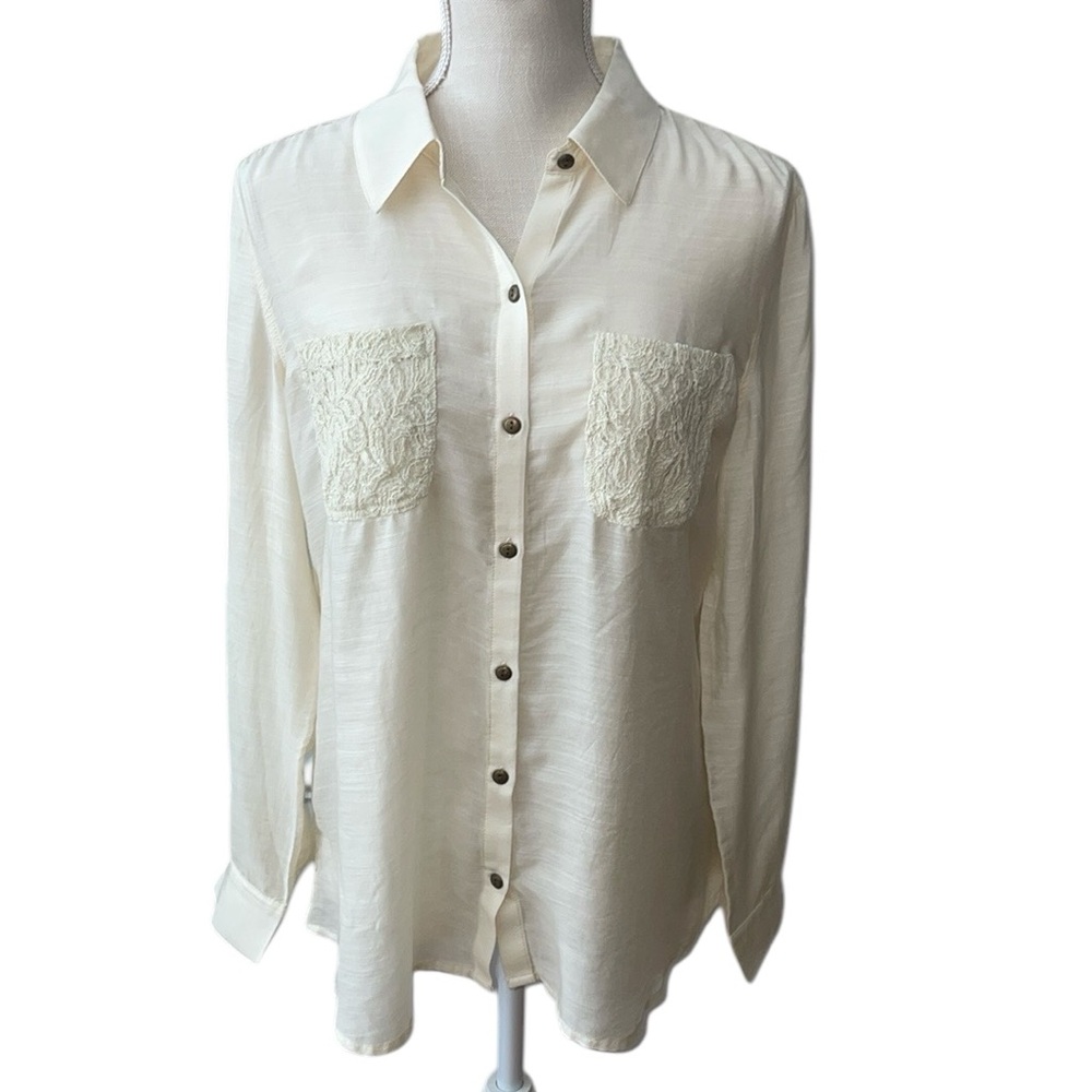 Chico’s Cream Semi Sheer Button Up Blouse with Lace Back and Pockets Size Medium